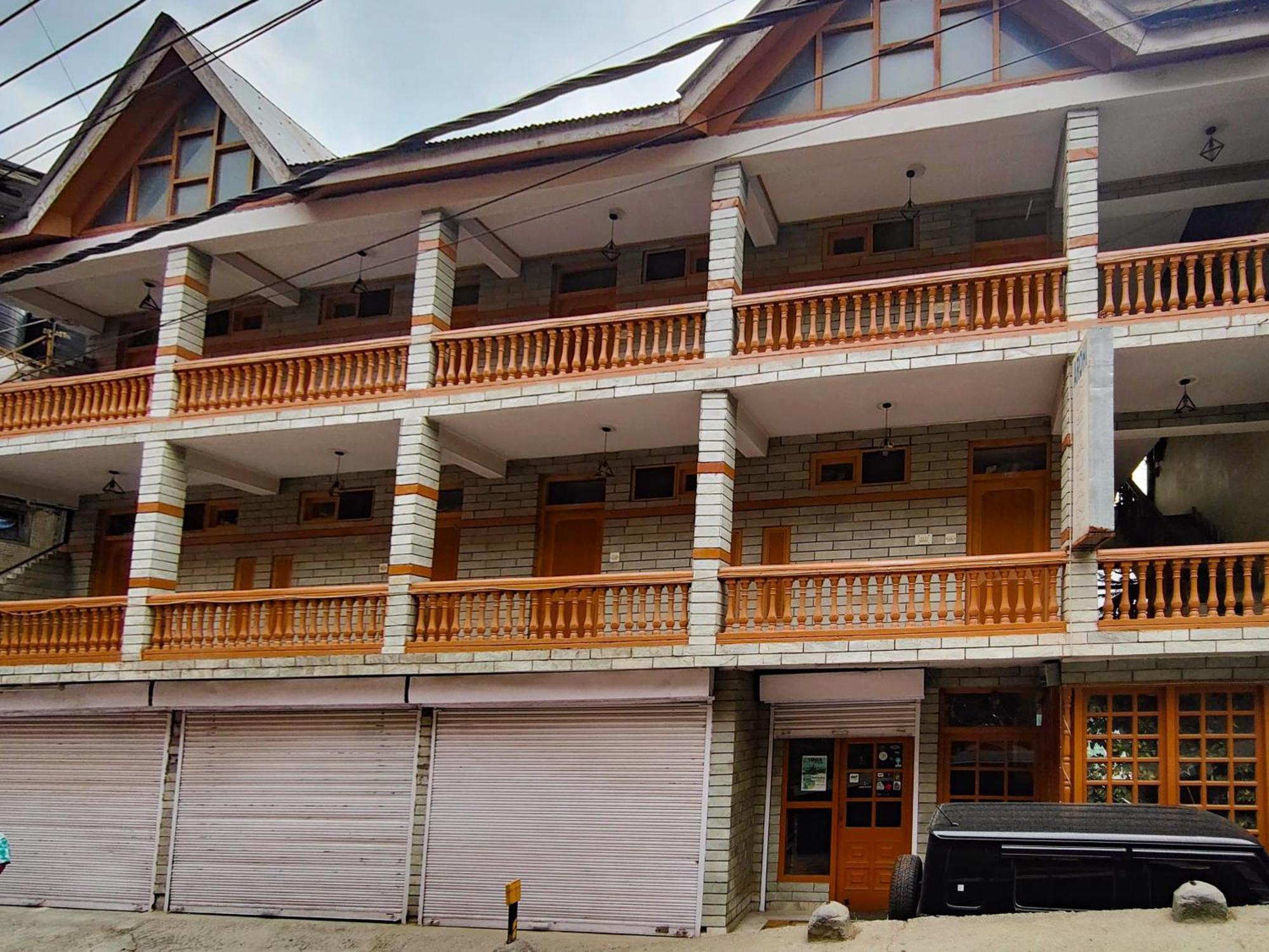 Hotel Arohi Vashist Εξωτερικό φωτογραφία