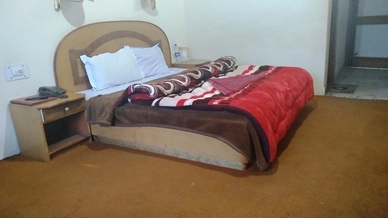 Hotel Arohi Vashist Εξωτερικό φωτογραφία